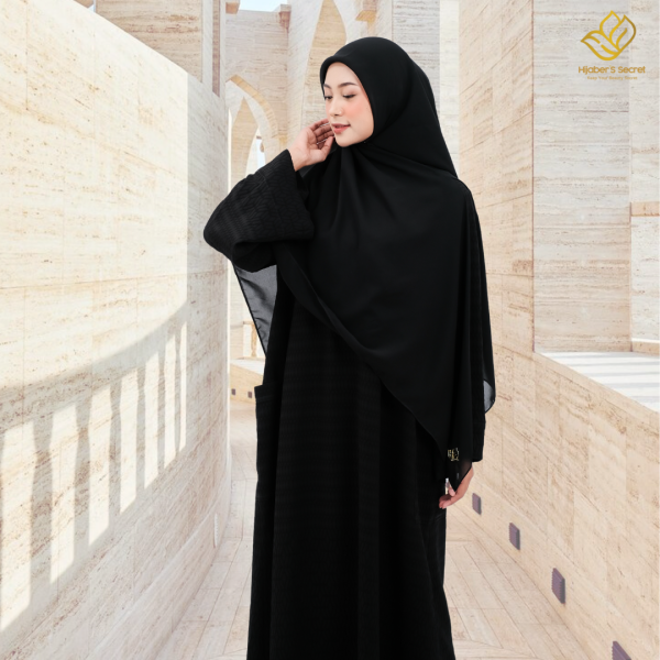 Zahira Abaya - Image 2
